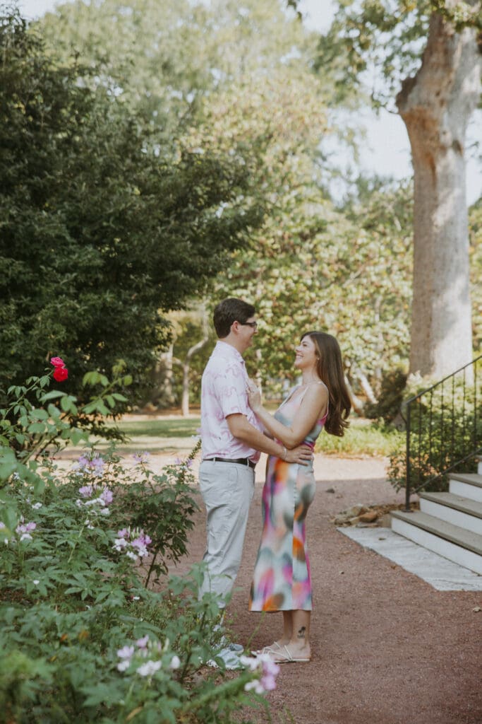 Summer engagement session in Georgia by photographer, Kattie Jackson Photography. 
